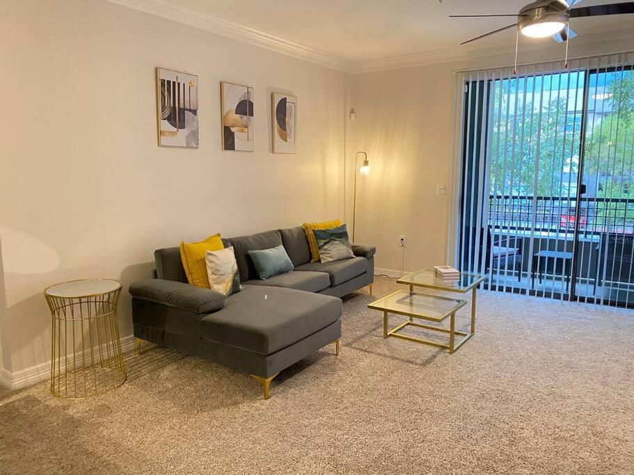 Your Warm Spacious Unit With Pool - Medical Center Houston Eksteriør billede