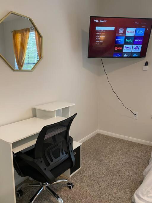 Your Warm Spacious Unit With Pool - Medical Center Houston Eksteriør billede